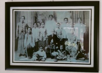 Foto R.M. Sajid Soemodiharjo Penasehat Predisen Soekarno di Keraton Mangkunegara