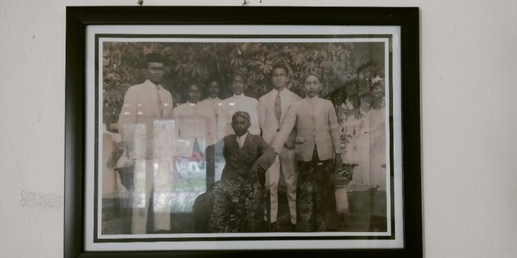 Foto R.M. Sajid Soemodiharjo Penasehat Predisen Soekarno di Keraton Mangkunegara