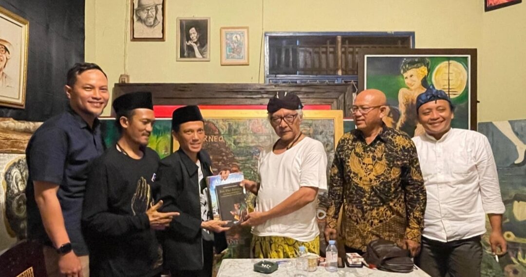 Sujiwo Tejo Dukung Ruwatan Negara, Sebut Gagasan Indonesia sebagai Mercusuar Perdamaian Sangat Mulia