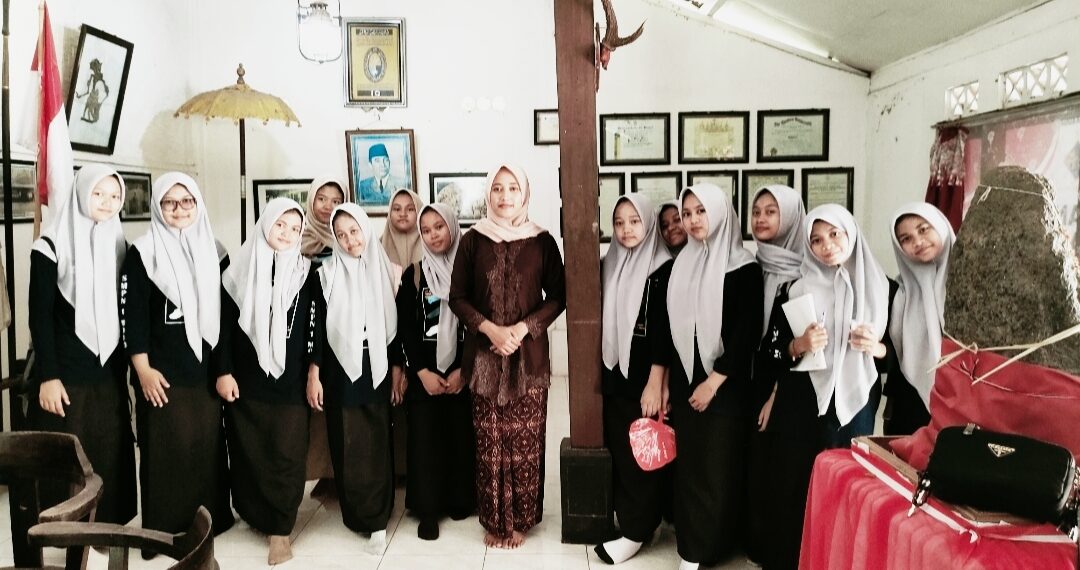 Darurat Kebangsaan, Persada Soekarno-Kediri Luncurkan Outbound Kebangsaan