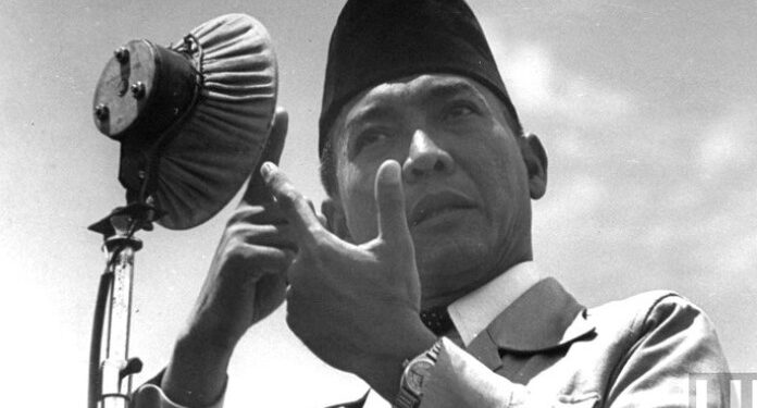 Di Bawah Pohon Beringin Bung Karno Menemukan Rahasia Kekuatan Pidatonya